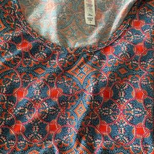 Lularoe shirt size S